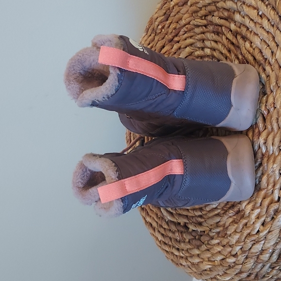 Sorel Girls Waterproof Plum Quilted Shearling Lined Toggle Winter Boot Size 4 - Picture 4 of 11